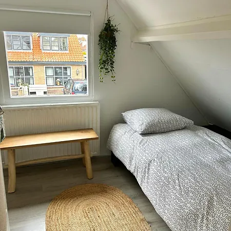 Beach House Met Parkeerplaats In Het Centrum Egmond aan Zee Exterior photo