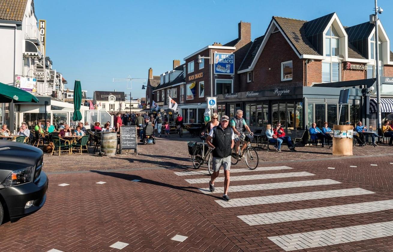 House Met Parkeerplaats In Het Centrum Egmond aan Zee